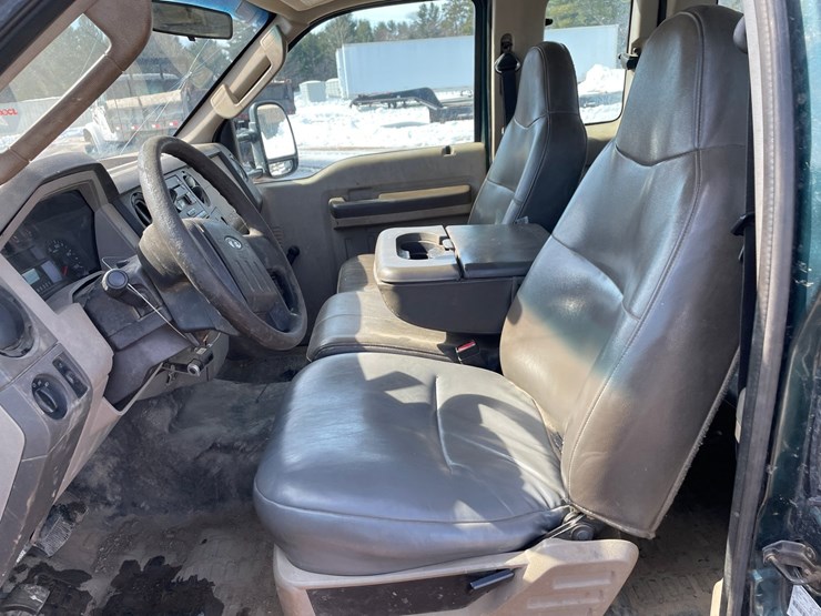 2009-ford-f350-image-28