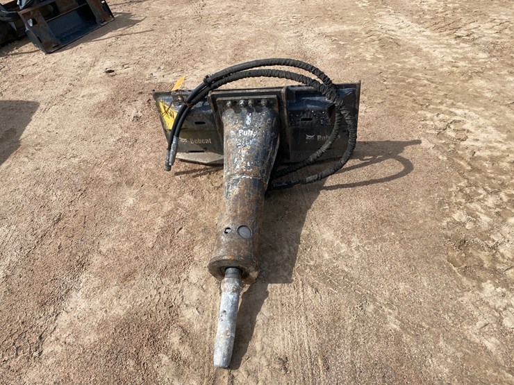 2017-bobcat-hb980-image-2