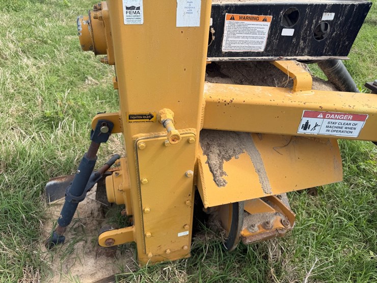 #46932-•-hurricane-26-pto-ditcher-image-22