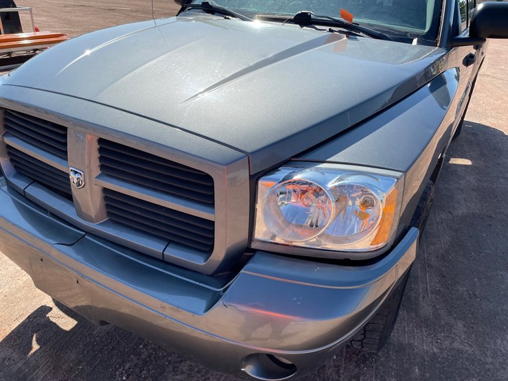 2006-dodge-dakota-slt-image-10