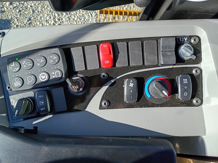 2023-caterpillar-910-image-43