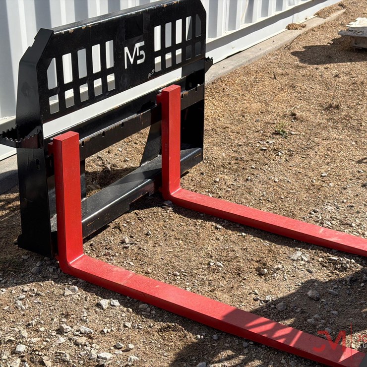 (NEW) HEAVY DUTY M5 PALLET FORKS