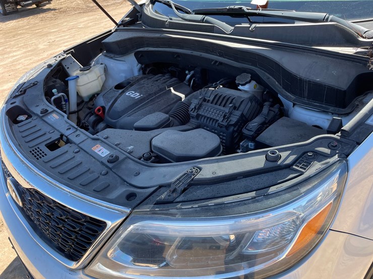 2015-kia-sorento-image-30