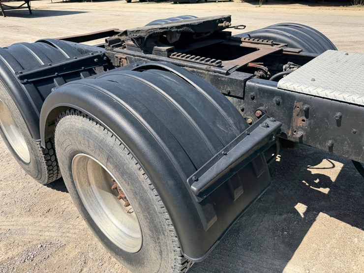 1991-kenworth-t800-image-21