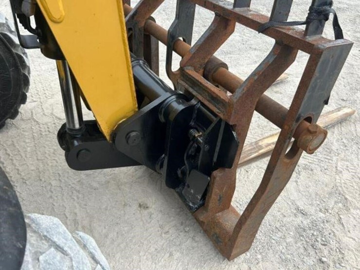 2012-caterpillar-th255-image-43