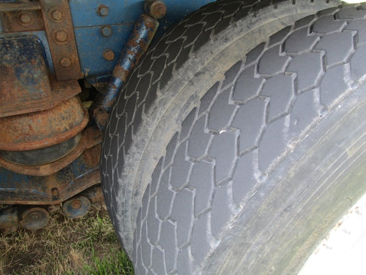 1999-caterpillar-c12-image-7