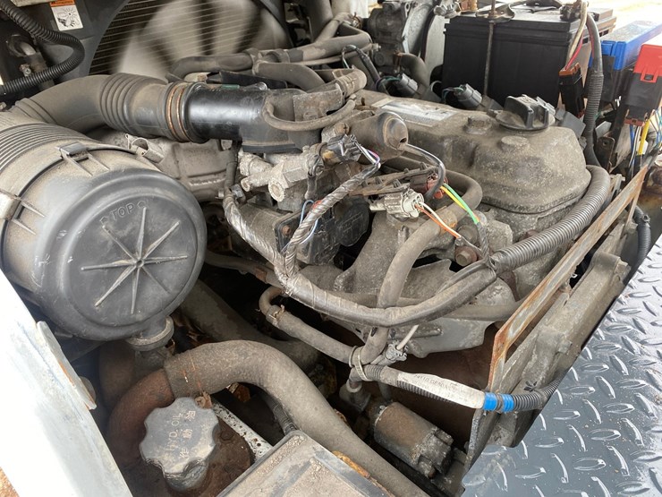 #1167-•-unicarriers-3,250lb-lp-forklift-image-20