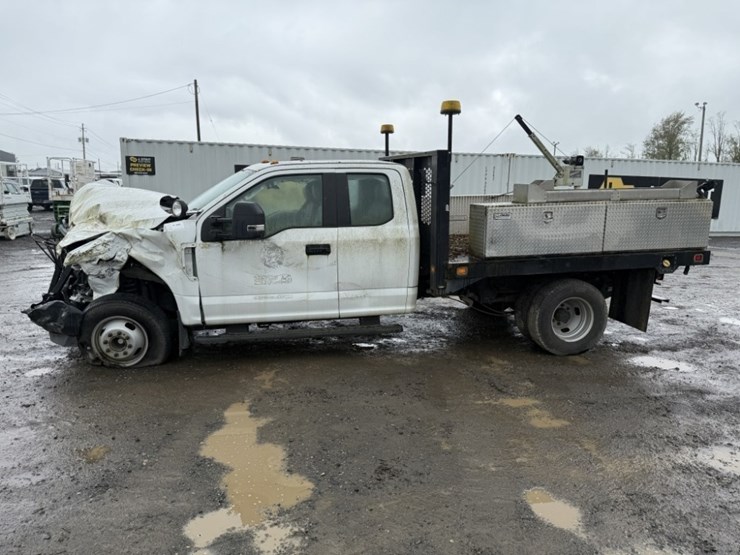 2017-ford-f350-image-7