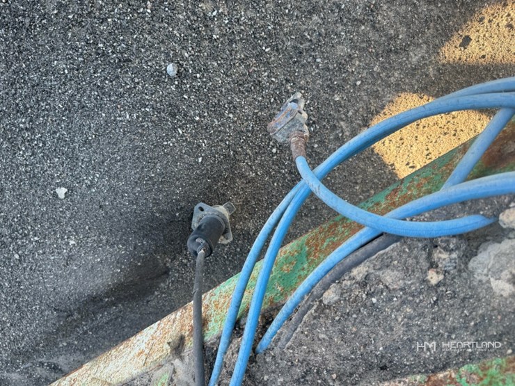 2012-mccloskey-36x80dkt-radial-stacking-conveyor-image-35