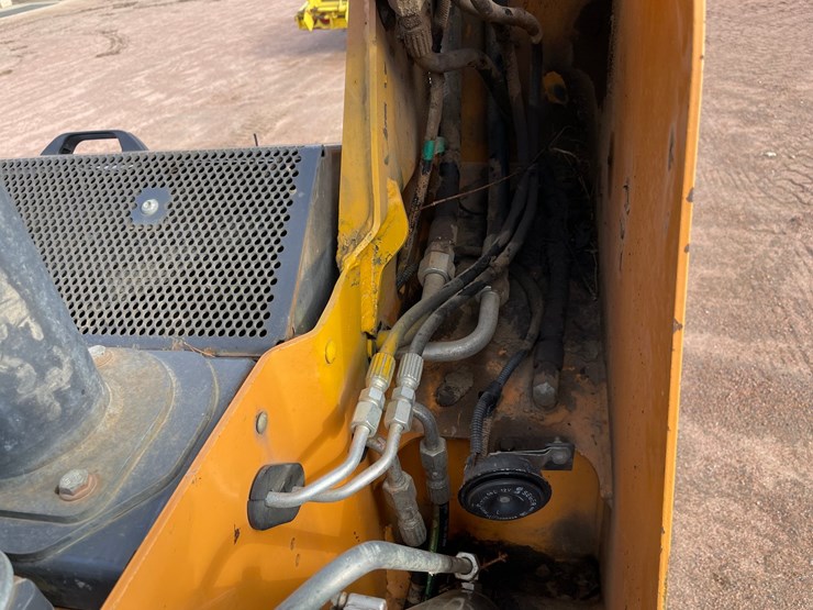 2016-case-tr310-image-44