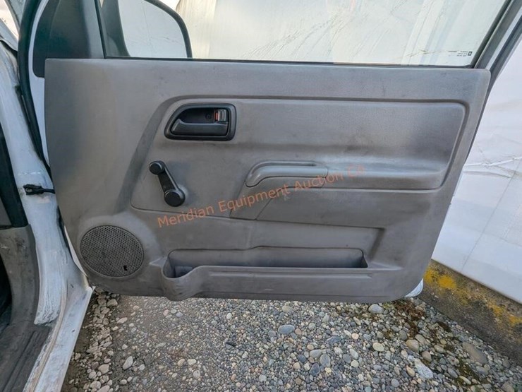 2004-chevrolet-colorado-image-15