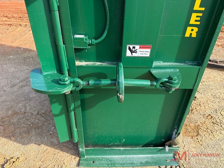 selco-cardboard-baler-image-5