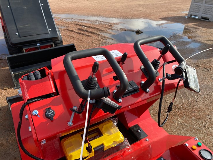 #1152-•-agt-sda-140w-wheeled-ride-on-mini-skid-steer-image-6