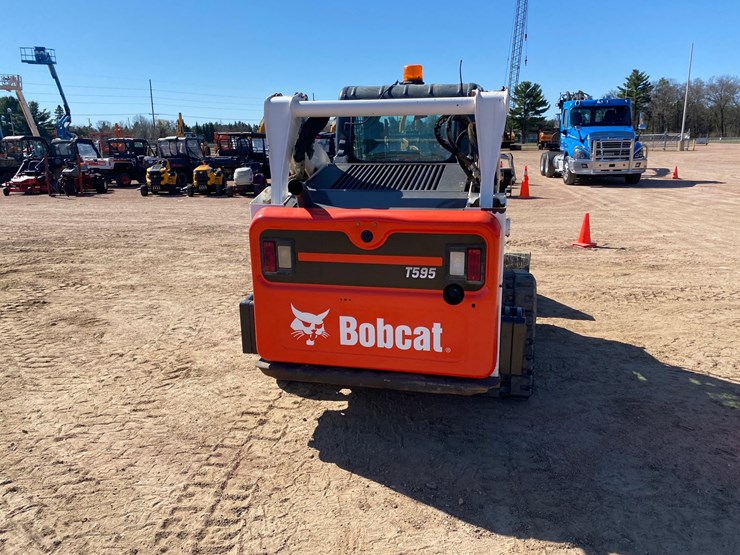 2018-bobcat-t595-image-9