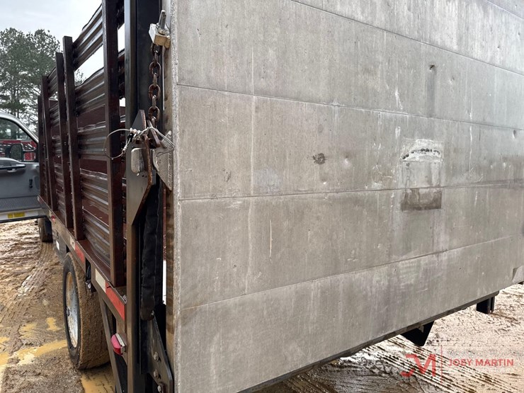 2005-ford-f550-xl-image-9