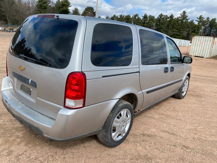 2008-chevrolet-uplander-image-23