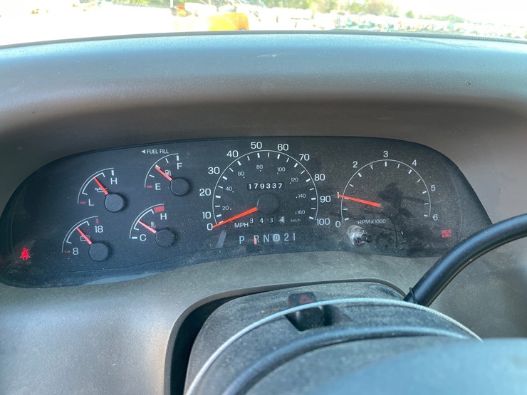 2001-ford-f250-image-33