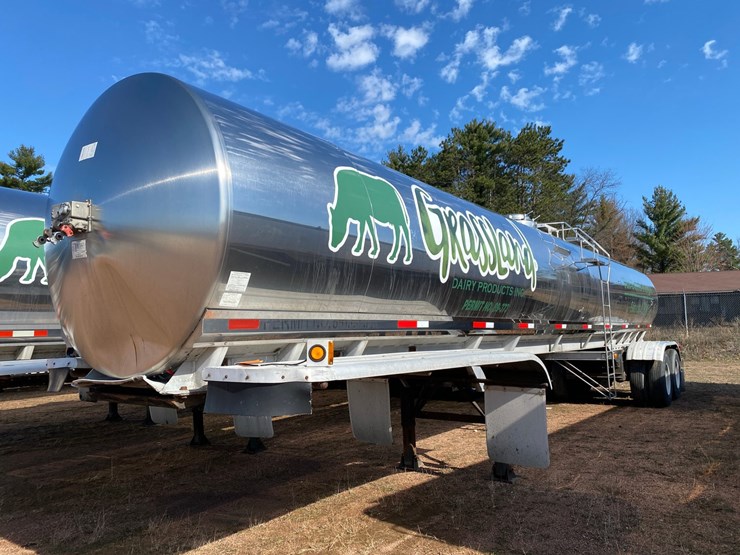 1993-walker-tanker-image-1