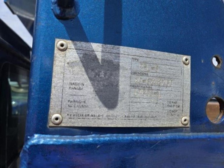 2012-caterpillar-ct660s-image-32