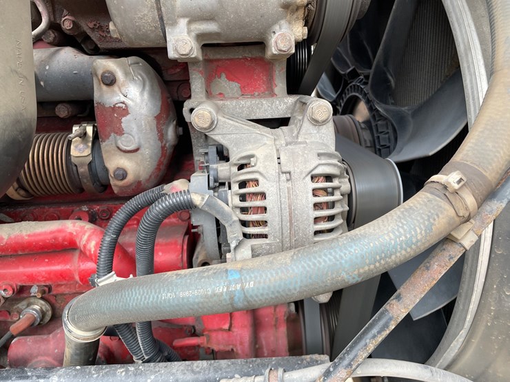 2016-kenworth-t660-image-38