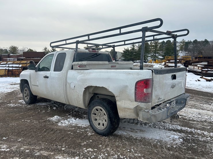 #22574-•-2008-chevrolet-silverado-pickup-truck-image-8