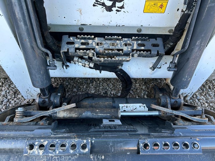 2023-bobcat-t770-image-10