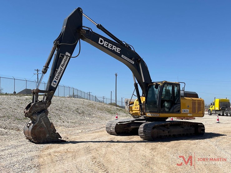 2019-john-deere-6-image-3