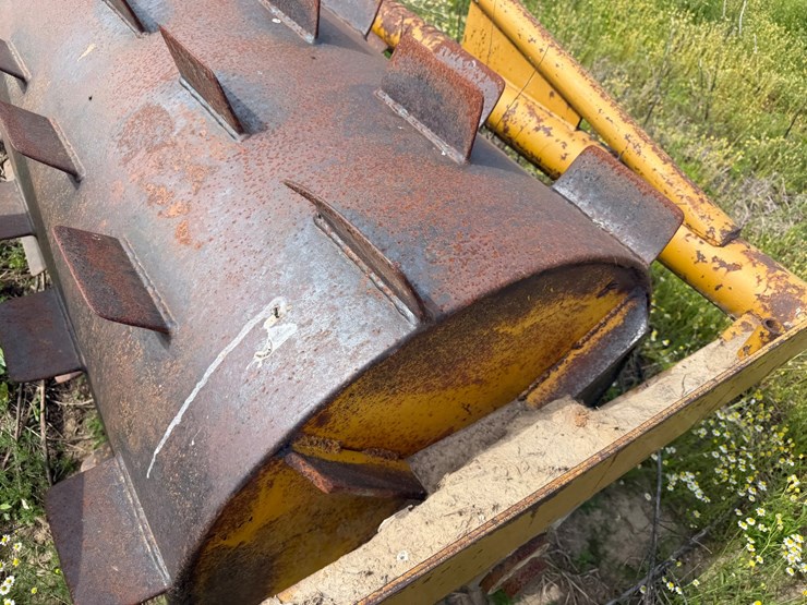 #46926-•-20'-stubble-roller-image-6