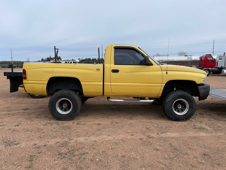 1999-dodge-ram-1500-image-4