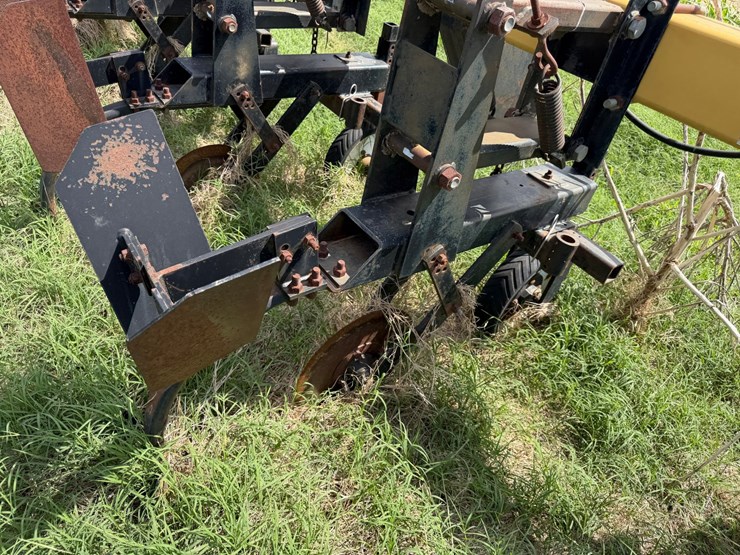 2000-landoll-2000-image-57