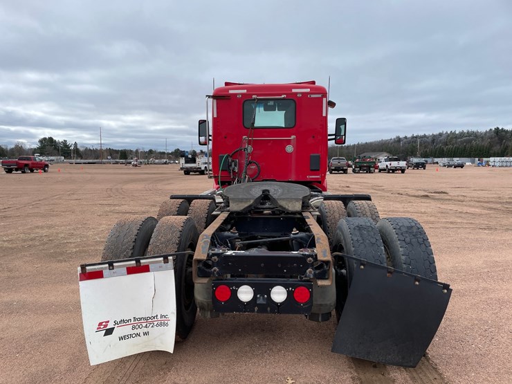 2016-kenworth-t680-image-4