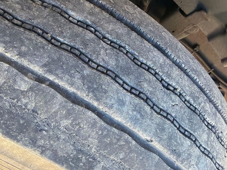 2008-international-7400-image-27