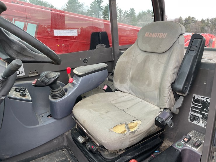 2013-manitou-mlt840-image-27