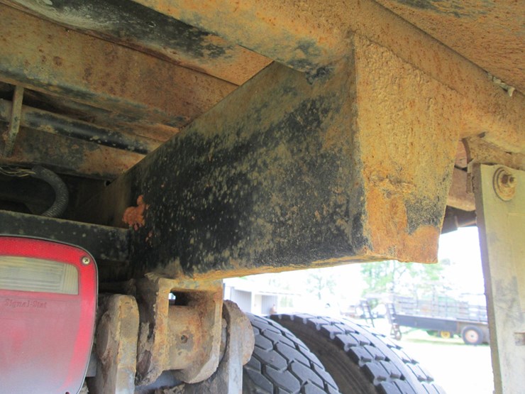 1999-caterpillar-c12-image-15