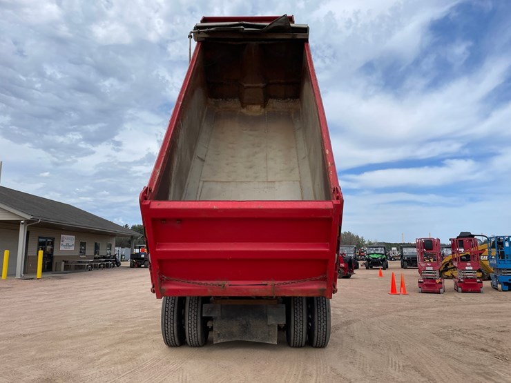 2005-caterpillar-c13-image-18