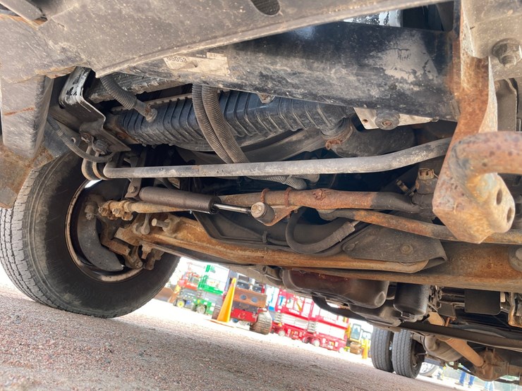 2009-ford-e450-image-13