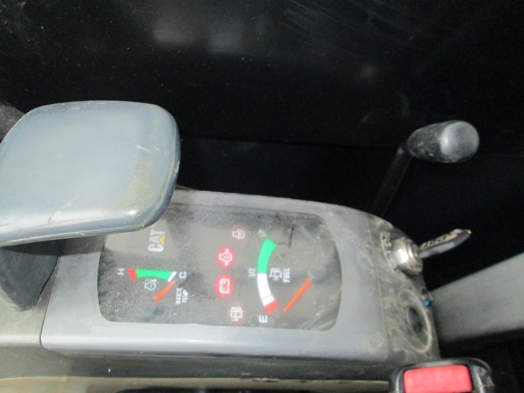 caterpillar-305.5-image-46