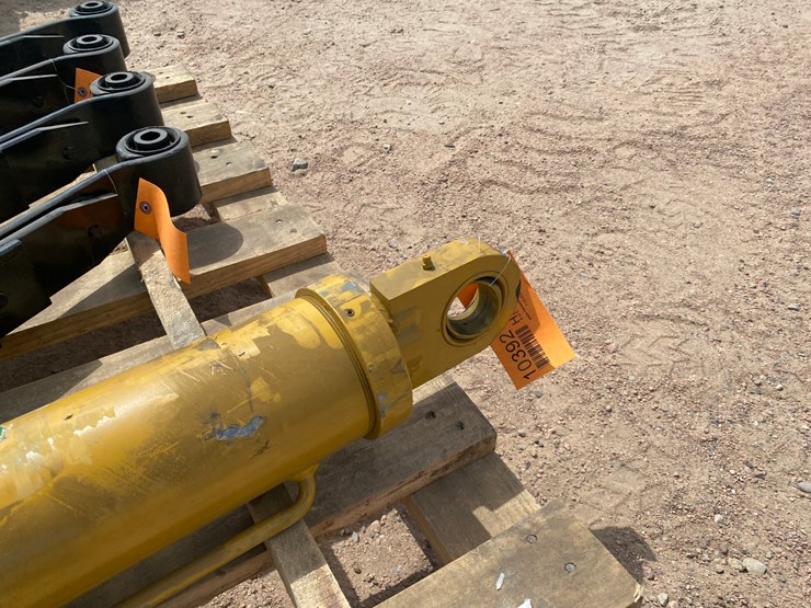 caterpillar-pm-565-image-5