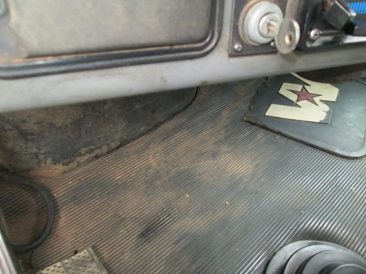 1999-caterpillar-c12-image-39