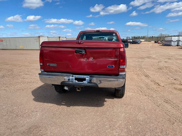 2001-ford-f350-xlt-image-12