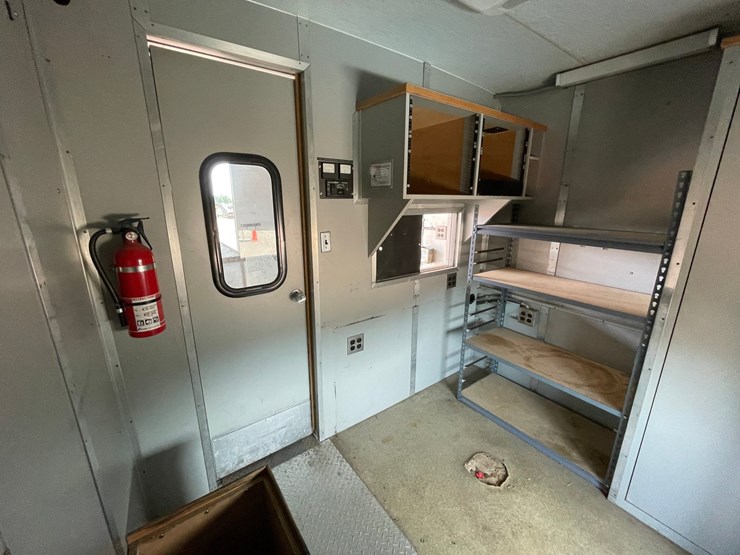 2009-ford-e450-image-47