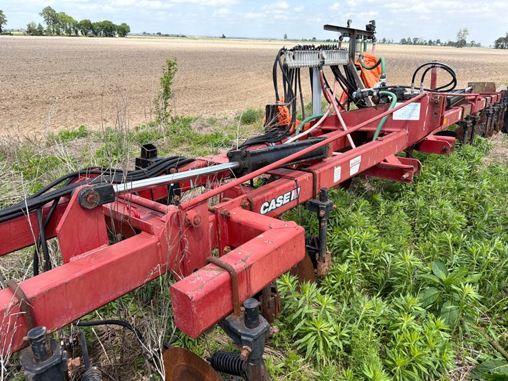 case-ih-5300-image-48