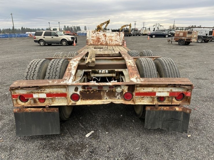 1973-fruehauf-trailer-image-4