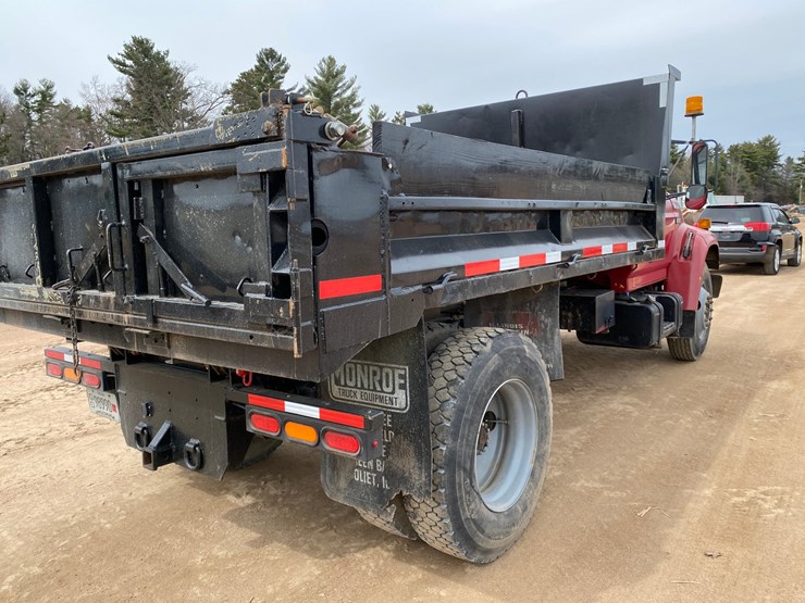 1995-ford-f700-image-27