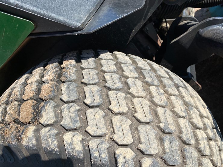 2014-john-deere-1600t-image-32