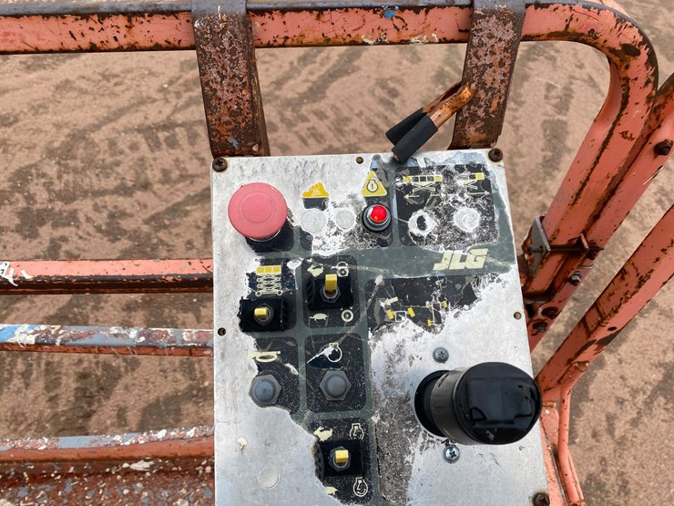 1999-jlg-33rts-image-24