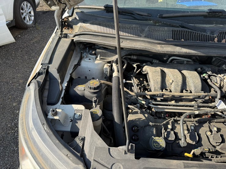 2017-ford-explorer-image-19