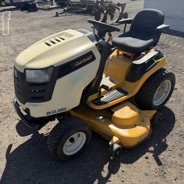 2011 CUB CADET SLTX1054