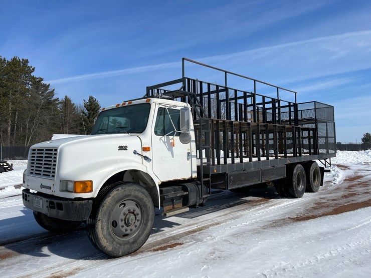 1999-international-4900-image-1