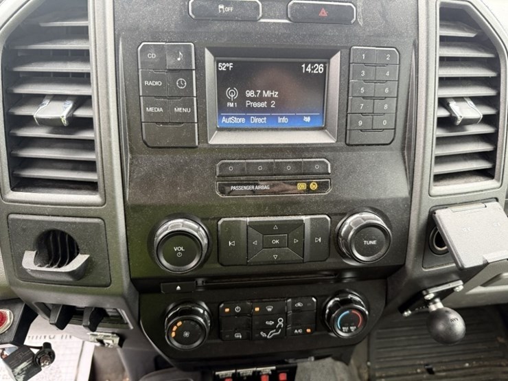 2017-ford-f550-sd-image-36